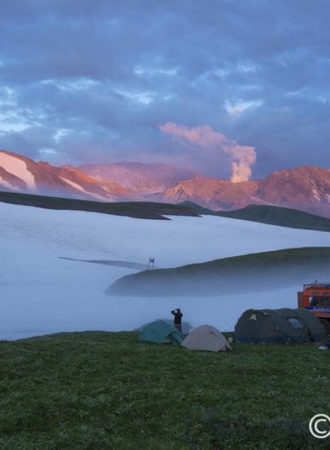 trails-trailsreisen-wanderreise-naturreise-gruppenreise-asien-russland-kamtschatka-bären-vulkane-gletsche-expedition24
